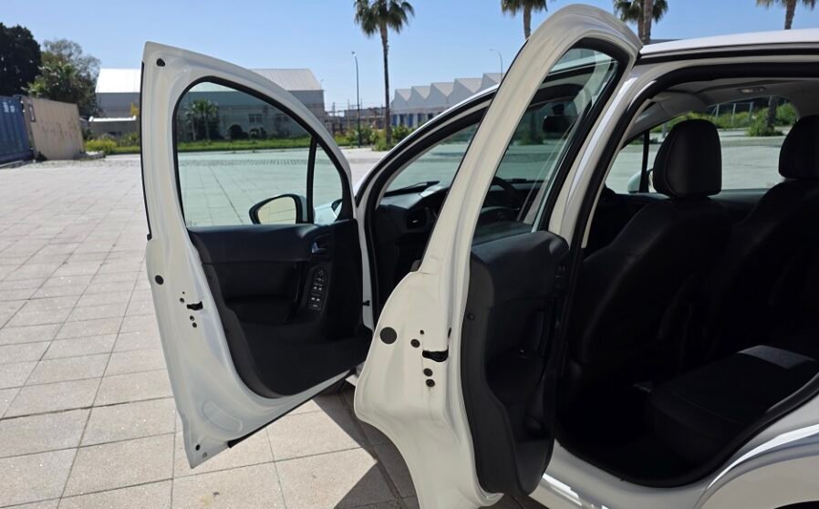 Citroen C3 1.2 e-VTi Collection 82cv (5)