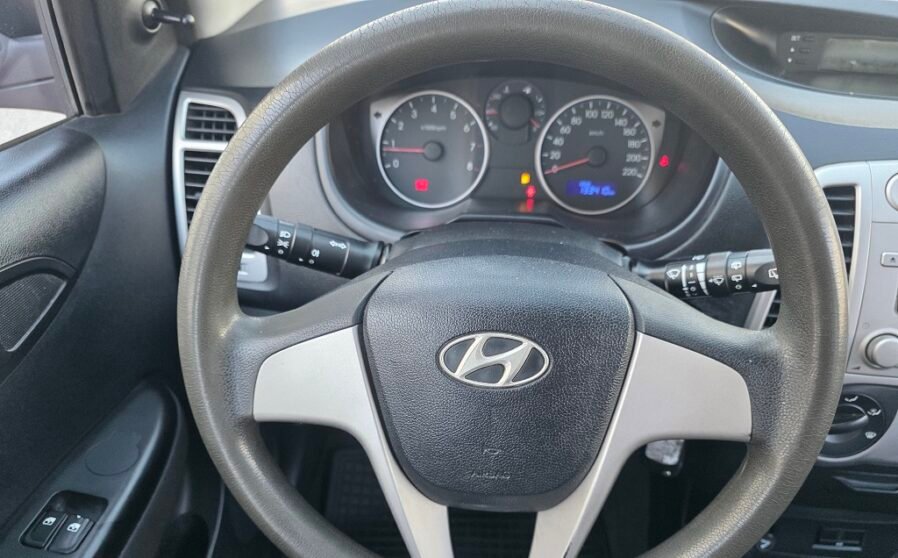Hyundai i20 1.2 Classic77cv 5p (12)