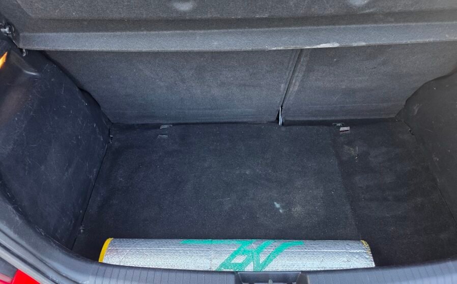 Hyundai i20 1.2 Classic77cv 5p (14)