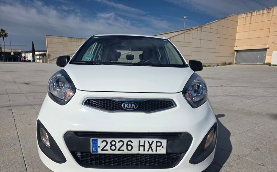 Kia Picanto 1.0 Concept 70cv 5p (11)