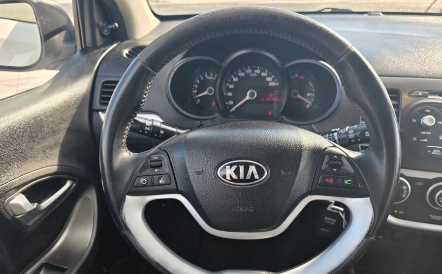 Kia Picanto 1.0 Concept 70cv 5p (8)