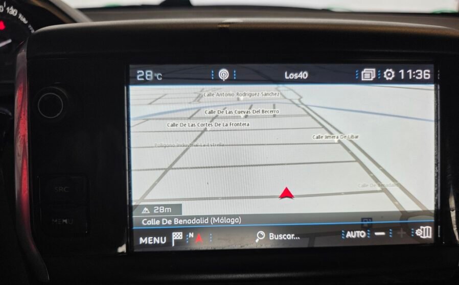 Peugeot 208 1.2 PureTech Tech Edition (19)
