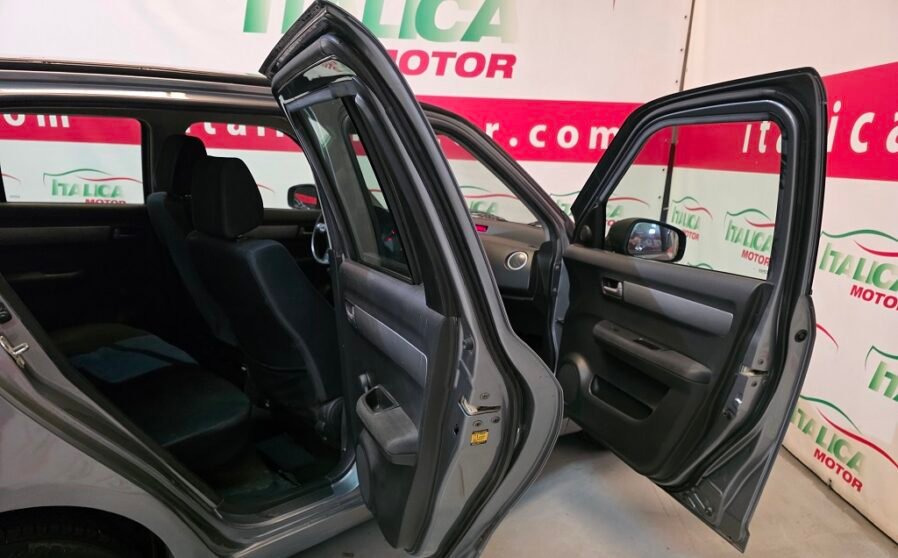 Suzuki Swift 1.3 GL 5p 93cv (7)